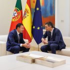 El presidente del Gobierno, Pedro Sánchez, durante la visita del primer ministro de la República de Portugal, Luís Montenegro, en abril.