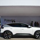 Un coche durante la Feria del Vehículo Eléctrico de Madrid 2024, en la plaza de Colón, a 14 de septiembre de 2024, en Madrid (España). 