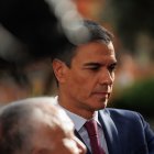 (Foto de ARCHIVO)
El presidente del Gobierno, Pedro Sánchez, durante la firma del acuerdo con los agentes sociales para la flexibilización de las pensiones, en el Complejo de La Moncloa, a 18 de septiembre de 2024, en Madrid (España). El acuerdo, que suscribe el Gobierno con los responsables de CEOE, Cepyme, CCOO y UGT, trata de compatibilizar trabajo con una pensión, que se enmarca en la última parte de la reforma del sistema de pensiones que inició el exministro y ahora gobernador del Banco de España, José Luis Escrivá.

Alejandro Martínez Vélez / Europa Press
18 SEPTIEMBRE 2024;PENSIONES;TRABAJO;FLEXIBILIZACIÓN;ACUERDO
18/9/2024