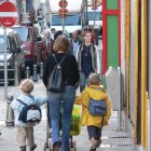 (Foto de ARCHIVO)
Un juez impone la custodia compartida a un padre que no quería cuidar de su hijo con discapacidad


Un juez impone la custodia compartida a un padre que no quería cuidar de su hijo con discapacidad.
La Audiencia Provincial de Córdoba ha impuesto a un hombre el régimen de custodia compartida sobre sus hijos menores de edad, aún cuando el hombre se oponía a ello, ante la imposibilidad de la madre de cuidar a sus hijos en solitario debido a la grave discapacidad que padece uno de ellos.
18/2/2018