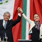 La presidenta de México, Claudia Sheinbaum, y el expresidente AMLO