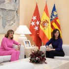 La alcaldesa de Valencia, María José Catalá, y la presidenta de la Comunidad de Madrid, Isabel Díaz Ayuso.