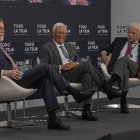 Mariano Rajoy y Felipe González, durante la primera jornada del Foro de La Toja