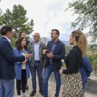 Visita de Vicent Mompó, presidente de la diputació, en Cofrentes