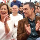 Francina Armengol y Pedro Sánchez en un acto del PSOE cuando ella era presidenta de Baleares.