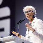 (Foto de ARCHIVO)
01 June 2023, Lower Saxony, Hanover: Christine Lagarde, President of the European Central Bank (ECB), speaks at the German Savings Banks Day. Photo: Michael Matthey/dpa

01/6/2023 ONLY FOR USE IN SPAIN