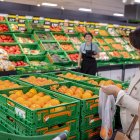 Sección de fruta y verdura de Mercadona

REMITIDA / HANDOUT por MERCADONA
Fotografía remitida a medios de comunicación exclusivamente para ilustrar la noticia a la que hace referencia la imagen, y citando la procedencia de la imagen en la firma
21/10/2024