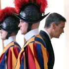 Pedro Sanchez, poco antes de la audiencia con el Papa en el Vaticano.