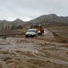 Arrastre de tierra debido a las fuertes lluvias en la MA4402 de A343 a La Joya, en Antequera.

REMITIDA / HANDOUT por DIPUTACIÓN DE MÁLAGA
Fotografía remitida a medios de comunicación exclusivamente para ilustrar la noticia a la que hace referencia la imagen, y citando la procedencia de la imagen en la firma
29/10/2024