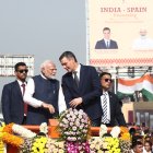 El presidente del Gobierno, Pedro Sánchez, durante su paseo con el primer ministro indio, Narendra Modi.