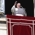 El Papa Francisco durante el rezo del Ángelus