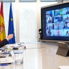 El líder del PP, Alberto Núñez Feijóo, reúne a sus 'barones' territoriales por videoconferencia para hablar sobre la DANA.

REMITIDA / HANDOUT por DAVID MUDARRA (PP)
Fotografía remitida a medios de comunicación exclusivamente para ilustrar la noticia a la que hace referencia la imagen, y citando la procedencia de la imagen en la firma
08/11/2024