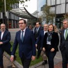 (Foto de ARCHIVO)
La presidenta de Confebask, Tamara Yagüe, y el presidente de la CEOE, Antonio Garamendi en una concentración de diez minutos en solidaridad con las víctimas de la DANA, organizado por Confebask y CEOE, en la plaza Euskadi.
David de Haro / Europa Press
08/11/2024