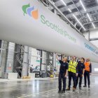 (Foto de ARCHIVO)
Pala de un aerogenerador marino de ScottishPower y Siemens Gamesa.

REMITIDA / HANDOUT por SCOTTISHPOWER/SIEMENS GAMESA
Fotografía remitida a medios de comunicación exclusivamente para ilustrar la noticia a la que hace referencia la imagen, y citando la procedencia de la imagen en la firma
07/11/2024