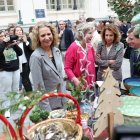 La Infanta Elena y Simoneta Gómez Acebo, en la inauguración de Nuevo Futuro.