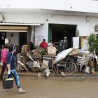 Limpieza en el municipio de Benagarmosa (Málaga), tras el paso de la DANA.