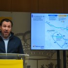 El ministro de Transportes y Movilidad Sostenible, Óscar Puente, ofrece una rueda de prensa en la sede de la Delegación del Gobierno en Valencia.