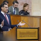 El presidente de la Junta de Andalucía, Juanma Moreno, durante su intervención en el Debate sobre el Estado de la Comunidad.