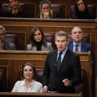 El presidente del PP, Alberto Núñez Feijóo, interviene durante una sesión de control al Gobierno en el Congreso de los Diputados, a 11 de diciembre de 2024, en Madrid (España). El PP encara la sesión de control al Gobierno de hoy en el Congreso como un nuevo examen al Ejecutivo sobre la corrupción, que volverá a centrar las preguntas del primer partido de la oposición esta vez tras las nuevas revelaciones del empresario Víctor de Aldama, presunto conseguidor de la trama Koldo, que ha señalado a varios miembros del Ejecutivo.

Fernando Sánchez / Europa Press
11 DICIEMBRE 2024;GOBIERNO;PLENO;CONGRESO;CORRUPCION
11/12/2024