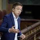 (Foto de ARCHIVO)
El diputado de Sumar y líder de Más País, Iñigo Errejón, interviene durante una sesión de control al Gobierno, en el Congreso de los Diputados, a 9 de octubre de 2024, en Madrid (España). Durante la sesión de control, el presidente del Gobierno ha hablado sobre la política migratoria del Ejecutivo y además, algunos grupos parlamentarios como el Partido Popular le han pedido que  retire la ley sobre intercambio europeo de antecedentes penales que influye en la condena de los presos de ETA.

Jesús Hellín / Europa Press
09/10/2024