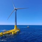 (Foto de ARCHIVO)
Instalación eólica flotante.

REMITIDA / HANDOUT por CLUSTER DE ENERGÍA
Fotografía remitida a medios de comunicación exclusivamente para ilustrar la noticia a la que hace referencia la imagen, y citando la procedencia de la imagen en la firma
13/11/2024
