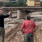 Vicent Mompó, ante uno de los 26 puentes que la Diputación de Valencia está reconstruyendo por la dana