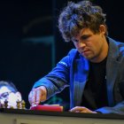 Magnus Carlsen durante un campeonato de ajedrez.