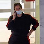 Anabel Pantoja en la puerta del hospital Materno Infantil de Canarias.