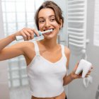 Cepillo de dientes eléctrico Oral-B iO 10
