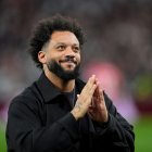 Marcelo Vieira recibe un homenaje del Santiago Bernabéu