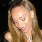 Ester Expósito "cazada" con su nueva ilusión en una discoteca.