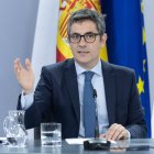 Archivo - El ministro de la Presidencia, Justicia y Relaciones con las Cortes, Félix Bolaños, durante una rueda de prensa posterior al Consejo de Ministros, en el Palacio de La Moncloa, a 4 de junio de 2024, en Madrid (España). 