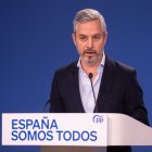 Archivo - El vicesecretario de Economía, Juan Bravo, en rueda de prensa en la sede el PP en una imagen de archivo.