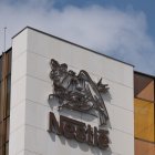 Archivo - Fachada de la sede de Nestlé España, a 27 de mayo de 2024, en Esplugues de Llobregat, Barcelona, Catalunya (España). Nestlé España invertirá 22 millones en la construcción de una segunda caldera de biomasa de su fábrica de café en Girona que ent.