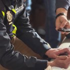 Detenido en Logroño por poseer y distribuir pornografía infantil a través de una plataforma de mensajería instantánea.