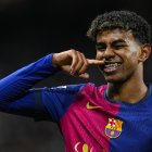 Lamine Yamal, con sus aparatos azulgranas.