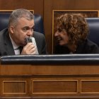 Santos Cerdán junto a la vicepresidenta primera, María Jesús Montero