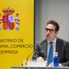 El ministro de Economía y Comercio, Carlos Cuerpo, durante una rueda de prensa posterior al Consejo Interterritorial de Internacionalización, en la sede del Ministerio, a 19 de mayo de 2025, en Madrid (España). 