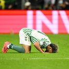 Abde celebra el gol que adelantó al Betis. Acabó lesionado