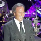 Julio Iglesias durante uno de sus conciertos.

Europa Press Reportajes / Europa Press
01/1/1970