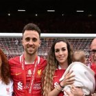 Diogo Jota y su familia.