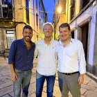 La foto de Mazón, Rueda y Mañueco de 2024 que el PSOE quiere hacer pasar por actual