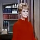 June Lockhart, en una serie.