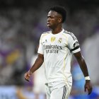MADRID, SPAIN - OCTOBER 04: Vinicius Junior of Real Madrid
looks on during the LaLiga EA Sports match between Real Madrid CF and Villarreal CF at Estadio Santiago Bernabeu on October 04, 2025 in Madrid, Spain. (Photo by Denis Doyle/Getty Images)