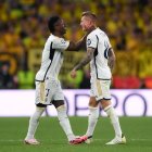 Kroos y Vinicius
