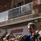 El portavoz de Vox Valencia, Vicente Barrera, atiende a los periodistas ante la sede del partido
- Rober Solsona - Europa Press