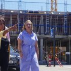 Eva María Tejedor junto a Natàlia Enguix (derecha), coordinadora de la Unión Municipalista y mano derecha de Jorge Rodríguez.