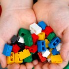 LEGO reivindica el valor de la construcción libre como herramienta de aprendizaje y desarrollo cognitivo