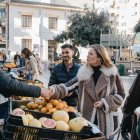 La alcaldesa, Begoña Carrasco, asiste a la Festa de la Taronja