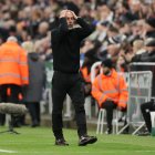 NEWCASTLE UPON TYNE, ENGLAND - NOVEMBER 22: Pep Guardiola, Manager of Manchester City, reacts to missed chance during the Premier League match between Newcastle United and Manchester City at St James' Park on November 22, 2025 in Newcastle upon Tyne, England. (Photo by George Wood/Getty Images)